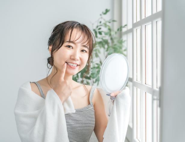 “天然の消毒液”唾液を出して美口に！1分間ベロ回しエクササイズ buritora / PIXTA(ピクスタ)