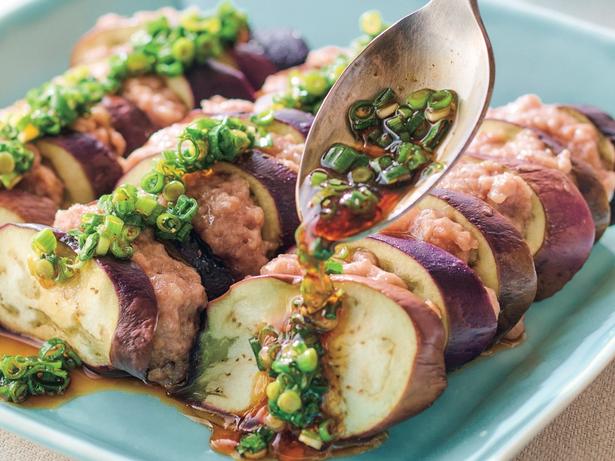 ひき肉となすのレンチン蒸し麻辣だれ レシピ考案／市瀬悦子　撮影／難波雄史