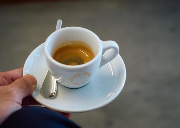 「ESPRESSO」(500円)。豆の種類は時季で異なる※写真はブレンド