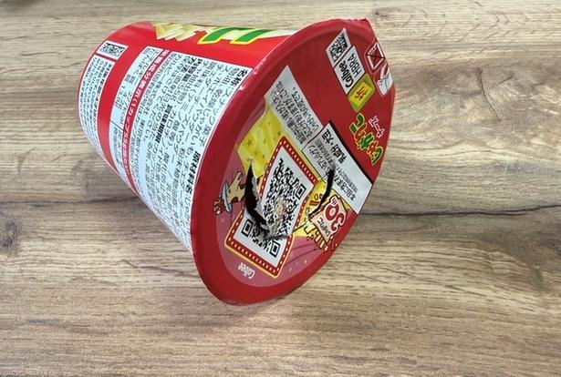 多少の揺れならこぼれない！ 撮影／ひろ