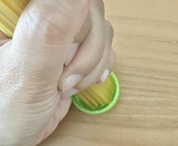 キャップより一回り少なめがポイント（▶次へ） 撮影／さわ子