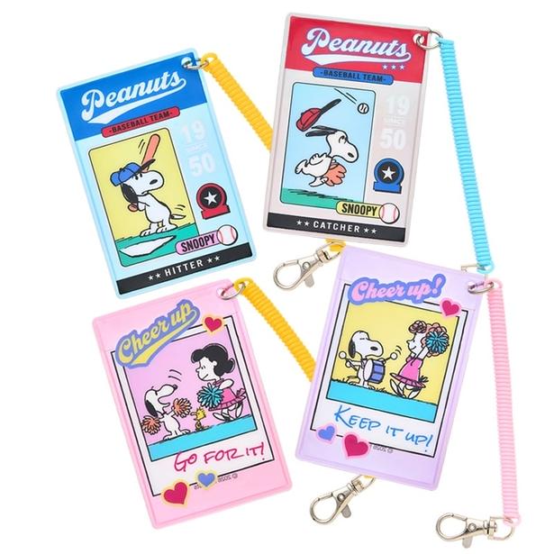 スヌーピー PEANUTS クリアパスケース
