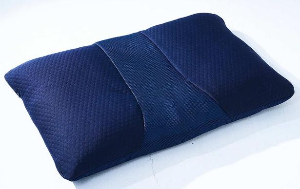 睡眠中の呼吸量が向上するという「深呼吸まくら -O2-」