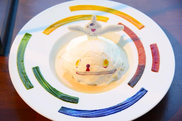 併設するカフェでは、細田守監督作品の世界観を活かしたメニューも味わえる