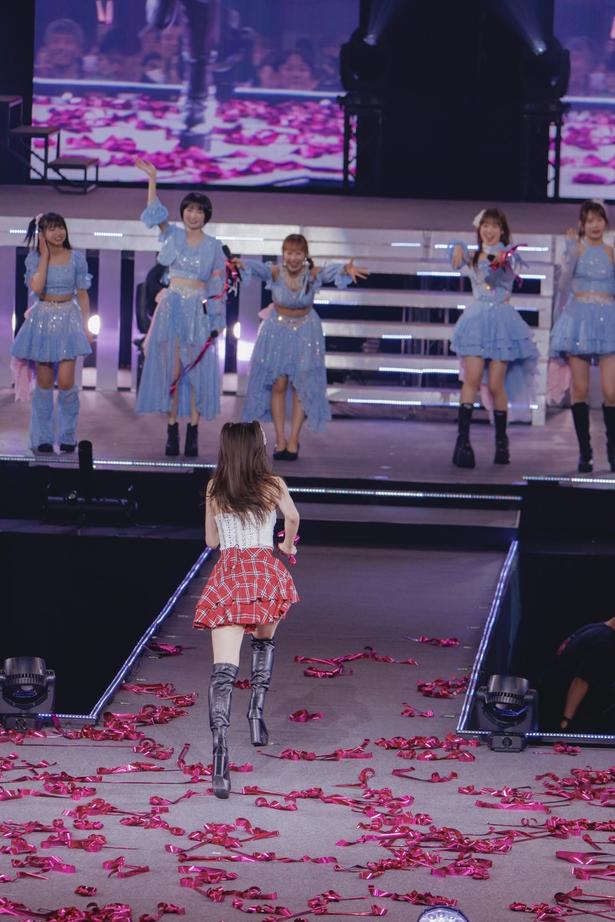 「モーニング娘。'26 コンサートツアー春 - Rays Of Light - Final ～牧野真莉愛 卒業スペシャル～」より