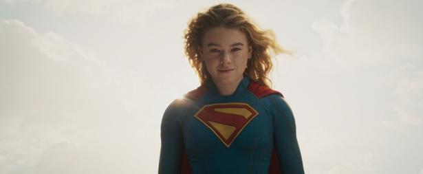 『スーパーガール』は公開中！