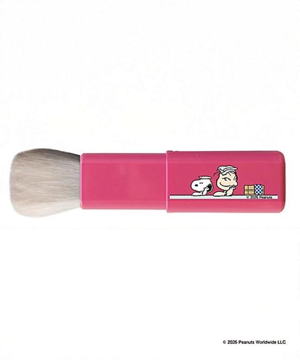 ＜白鳳堂＞「スヌーピー携帯用パウダー・チーク筆(Spa)」(6050円)
