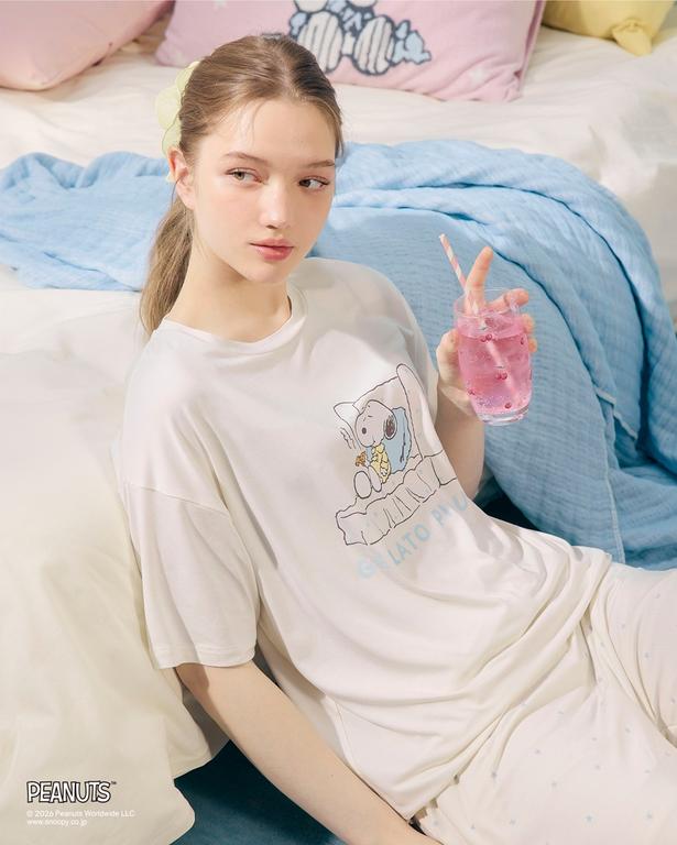 「ワンポイントTシャツ(クリーム)」(5390円)
