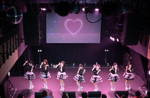 MEOWMEW 2ndワンマンライブ「100%CHARGE」より