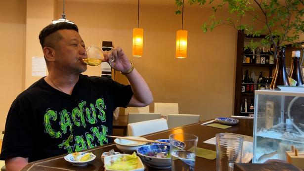 ケンドーコバヤシが旬な食材を使った絶品料理に上機嫌
