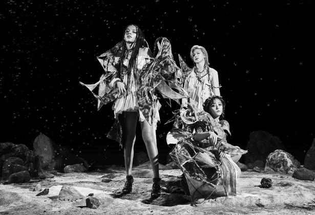 エンディングテーマ曲「星」を歌う女王蜂