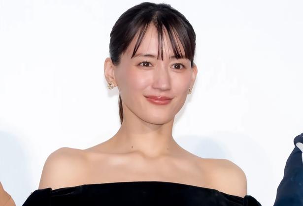 綾瀬はるかのスタッフ公式Instagram(ayaseharuka_official_staff)が更新