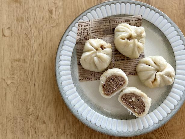 食パンで肉まん
