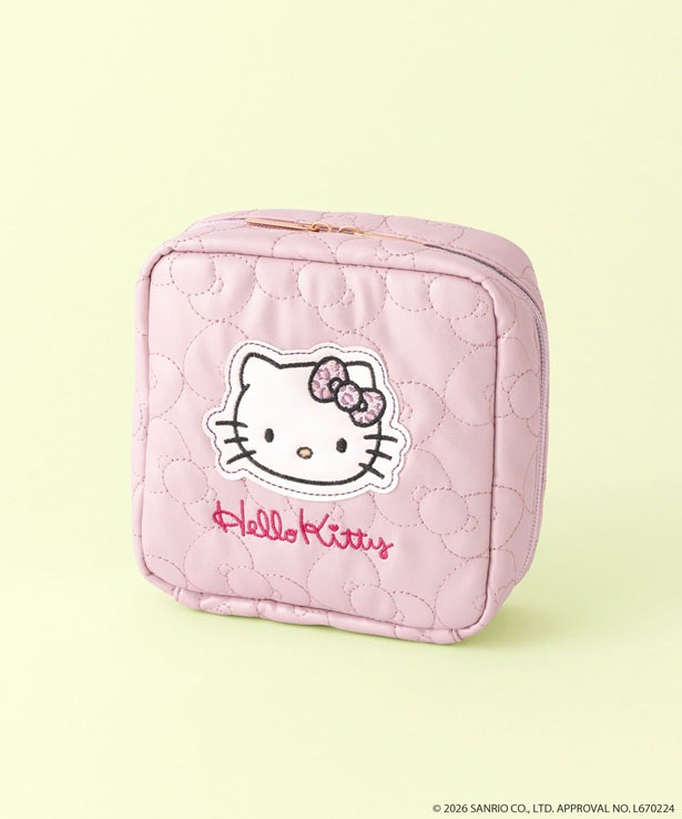 「コスメポーチ」(880円) (C)2026 SANRIO CO., LTD. APPROVAL No.L670224