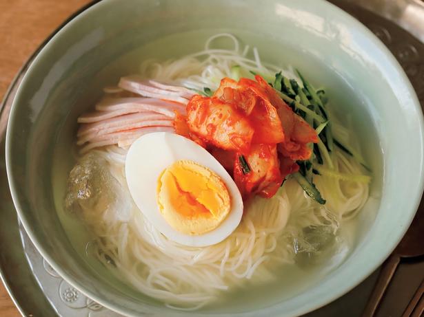 さっぱり冷麺 レシピ考案／近藤幸子　撮影／高杉純
