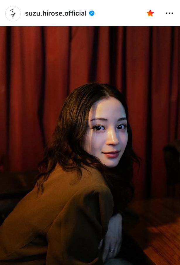 【写真】広瀬すず、大人のかわいさを見せたカット