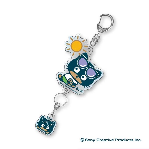 「チャーム付きカスタムアクリルキーホルダー」(1320円)