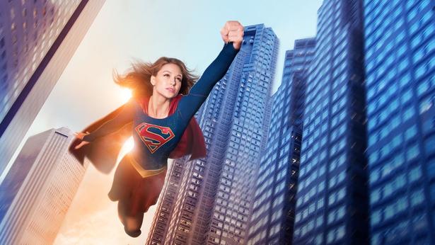 スーパーガール」映画版とドラマ版の違いや魅力を徹底比較 メリッサ