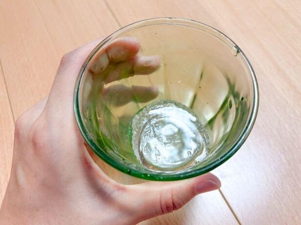 即席氷の完成(▶取り出しにくい場合は…) 撮影/こぽり