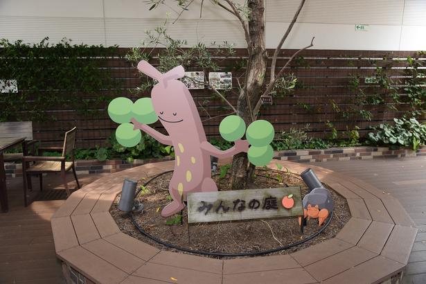 ウソッキーとイシズマイの眠っている姿 (C)Pokémon/Nintendo/Creatures/GAME FREAK　Pokémon Sleep is developed by SELECT BUTTON inc.　ポケットモンスター・ポケモン・Pokémonは任天堂・クリーチャーズ・ゲームフリークの商標です。　撮影：ソムタム田井