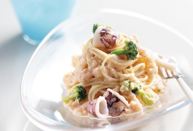 [冷凍]洋麺屋ピエトロ 冷製スパゲティーニ たらことイカのクリームソー 株式会社ピエトロ