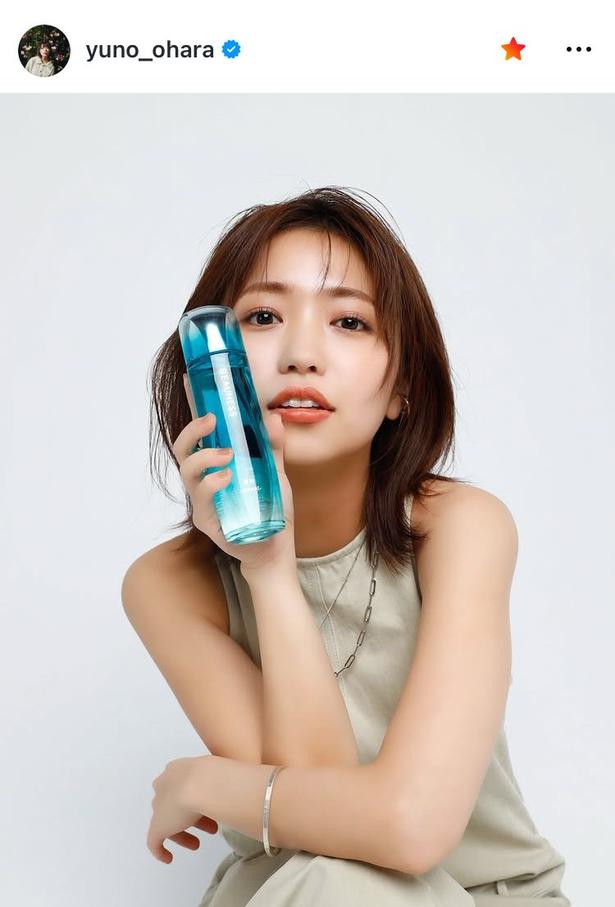 【写真】大原優乃、“ノースリーブ”ベージュワンピ姿