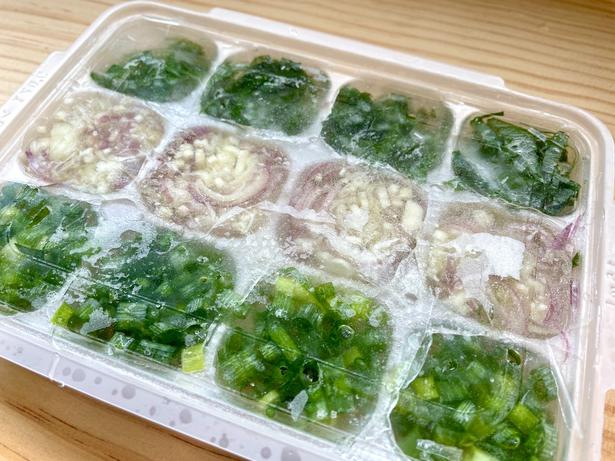 凍ったら薬味氷の完成です！（▶次へ） 撮影／あんこ
