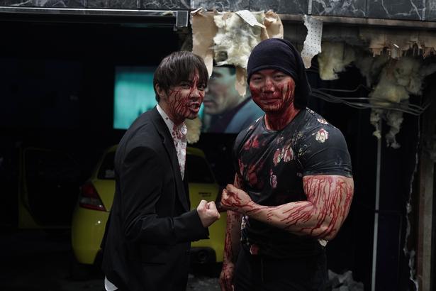 成宮寛貴、青木マッチョが体当たりで挑んだ死闘は必見！