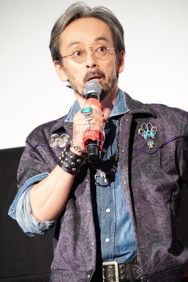 事件当時の弁護士役を演じる滝藤賢一