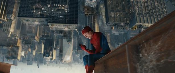 人々の記憶から自分の存在を消したピーター・パーカー＝スパイダーマン(トム・ホランド)