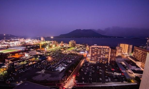 東側からは桜島を一望！