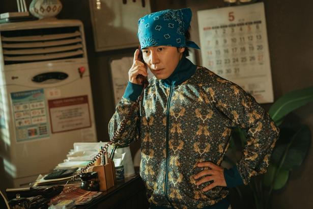 潜入警官テギュ(イ・ギュヒョン)役にサカイJr.