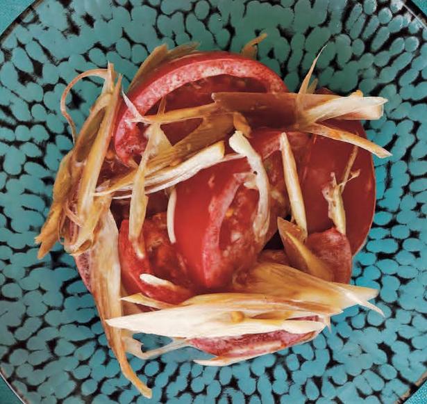 みょうが＆ポン酢で香りよく、爽やかに「トマトとみょうがのマヨポンあえ」 レシピ考案/市瀬悦子　撮影/高杉純