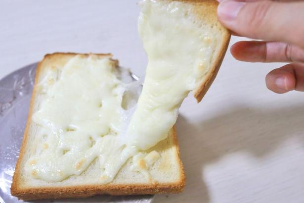チーズもしっかり溶けておいしい！ 撮影／こぽり