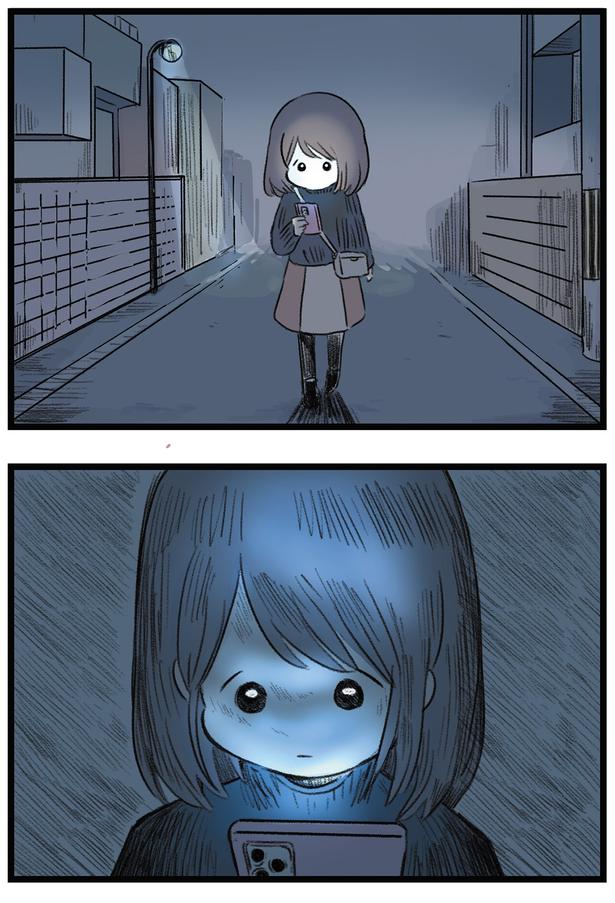 スマホで確認するのは （C）もつお／KADOKAWA