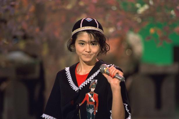 夜のヒットスタジオ SUPER 決定稿 小泉今日子 直筆サイン フジテレビ 台本 小泉今日子、「夜のヒットスタジオ」での歌唱シーンを一挙放送＜小泉