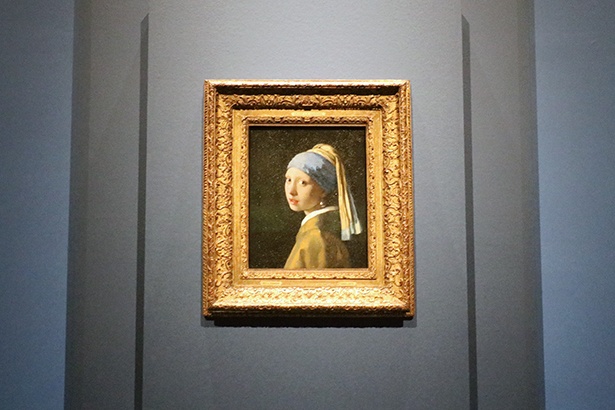 ヨハネス・フェルメール《真珠の耳飾りの少女》1665年頃油彩、カンヴァス44.5×39.0センチ