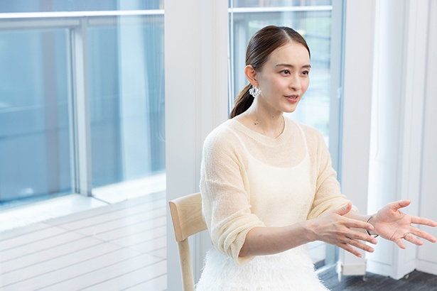 電気が使える体育館がいかに快適な環境だったのかに気づいたという田中さん