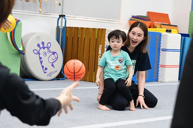 体操のおもしろさを次世代に伝えながら、小学3年生と3歳の姉弟の育児に奮闘 写真=田中理恵さん