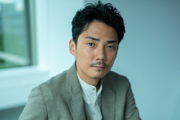 映画『見えない娘 THE INVISIBLES』で主演を務めた毎熊克哉さん