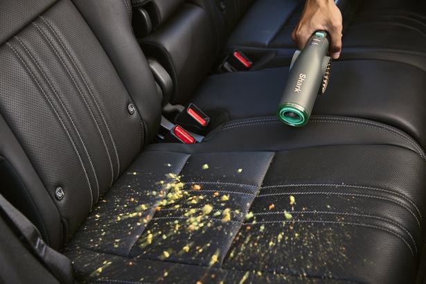 使用イメージ：車内シートの清掃