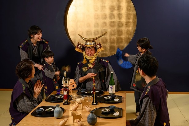 武将ゆかりの作法と写真撮影で盛り上がる「伊達な祝宴」