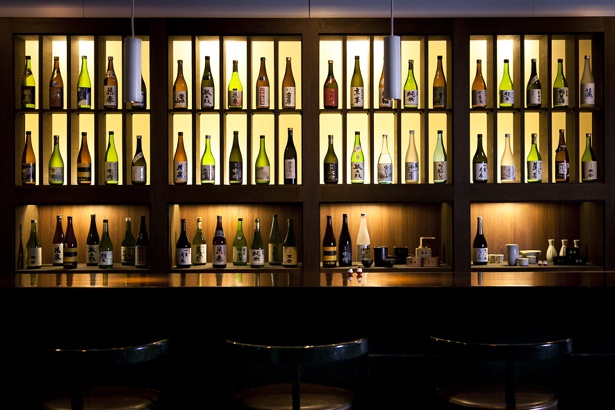 会津の全酒蔵の日本酒がそろう「会津SAKE Bar」