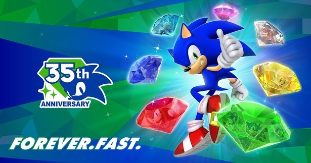 【写真】35周年を迎えた『ソニック・ザ・ヘッジホッグ』が夜空に登場 (C)SEGA