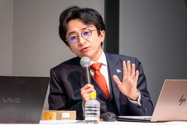 【写真】「日本企業がこうしたパッケージの工夫から新しい当たり前をつくり、世界へ発信していく先駆けになることを強く期待している」と、将来的にグローバルな取り組みに成長してくれることを切望した垣内社長