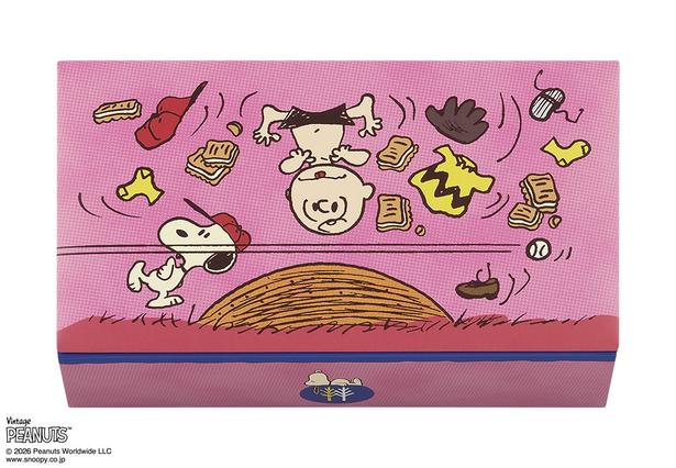 スリーブを外すと、ボックスにはスヌーピー＆チャーリー・ブラウン、野球キャップやグローブ、シュガーバターの木がデザインされている