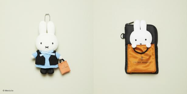 写真のマスコットとポーチのほか、ニットやショッパートート、エコトートを展開予定