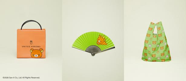 写真のショッパーバッグ、扇子、エコトートのほか、チャーム、ポーチを展開予定