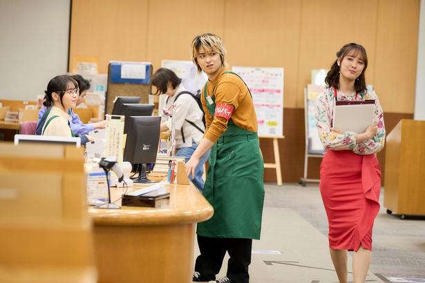 夜ドラ「税金で買った本」第5週より