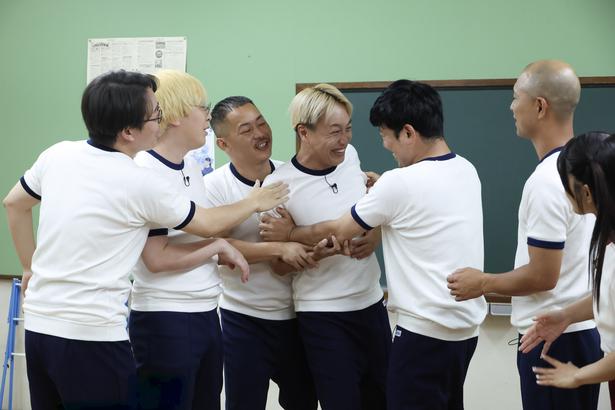 檜原洋平(ママタルト)、ガク(真空ジェシカ)、酒井貴士(ザ・マミィ)、お見送り芸人しんいち、岡野陽一、今井らいぱち、福留光帆